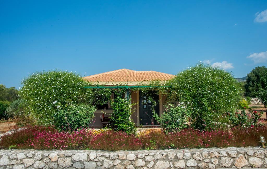 Korallis Villas Karavádhos Exterior foto